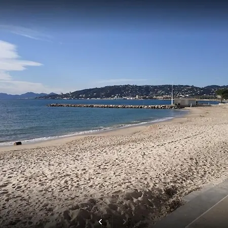 Le Puits Aux Fees Apartman